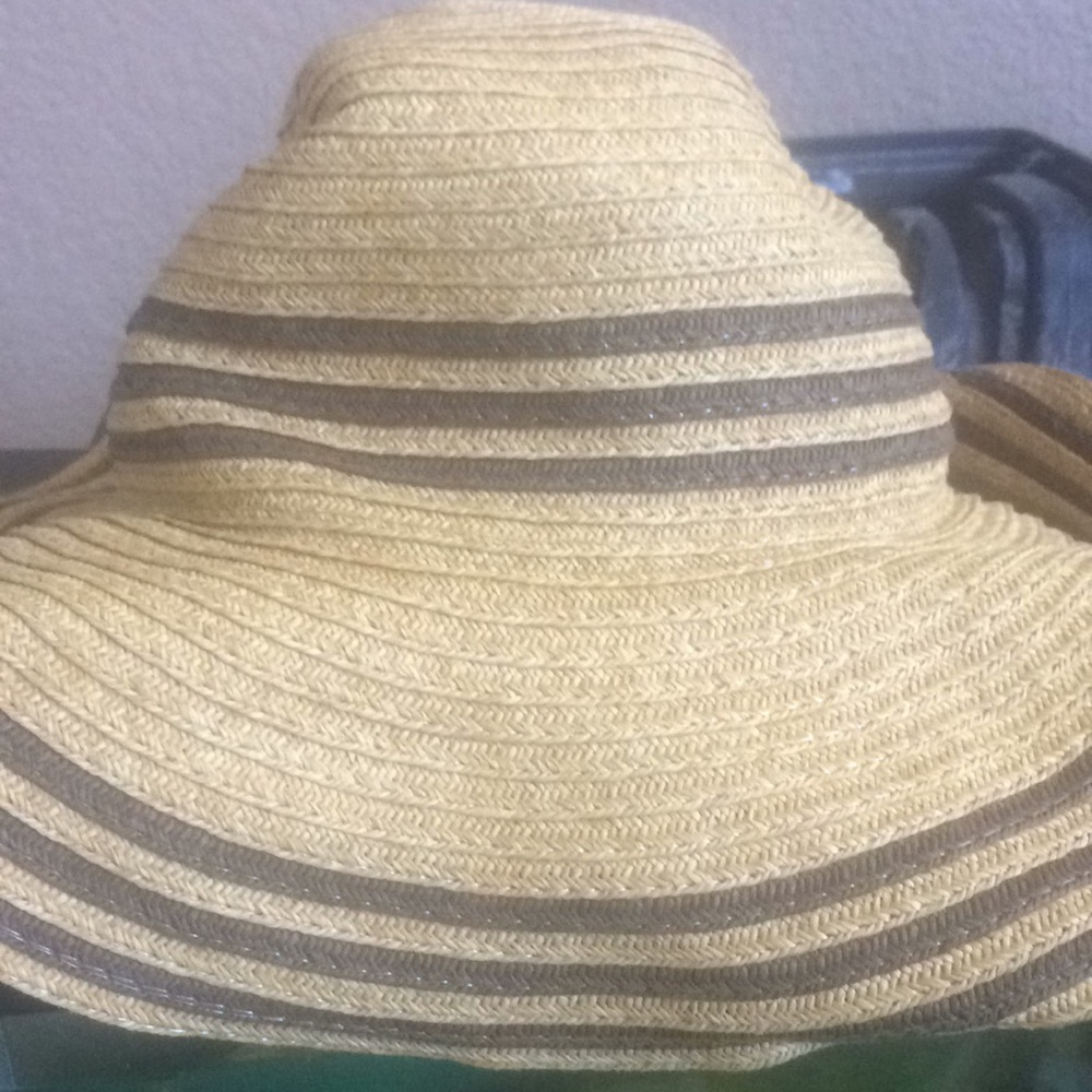 LADIES floppy hat